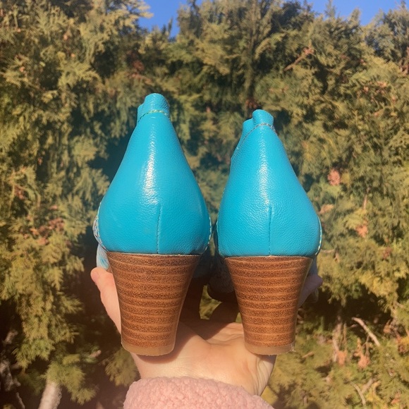 L’Artiste by Spring Step Carmelita Blue Leather Floral Pump Heel Women’s Size 41 - Picture 3 of 11